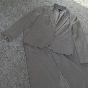 Women's Tall Pants and Blazer